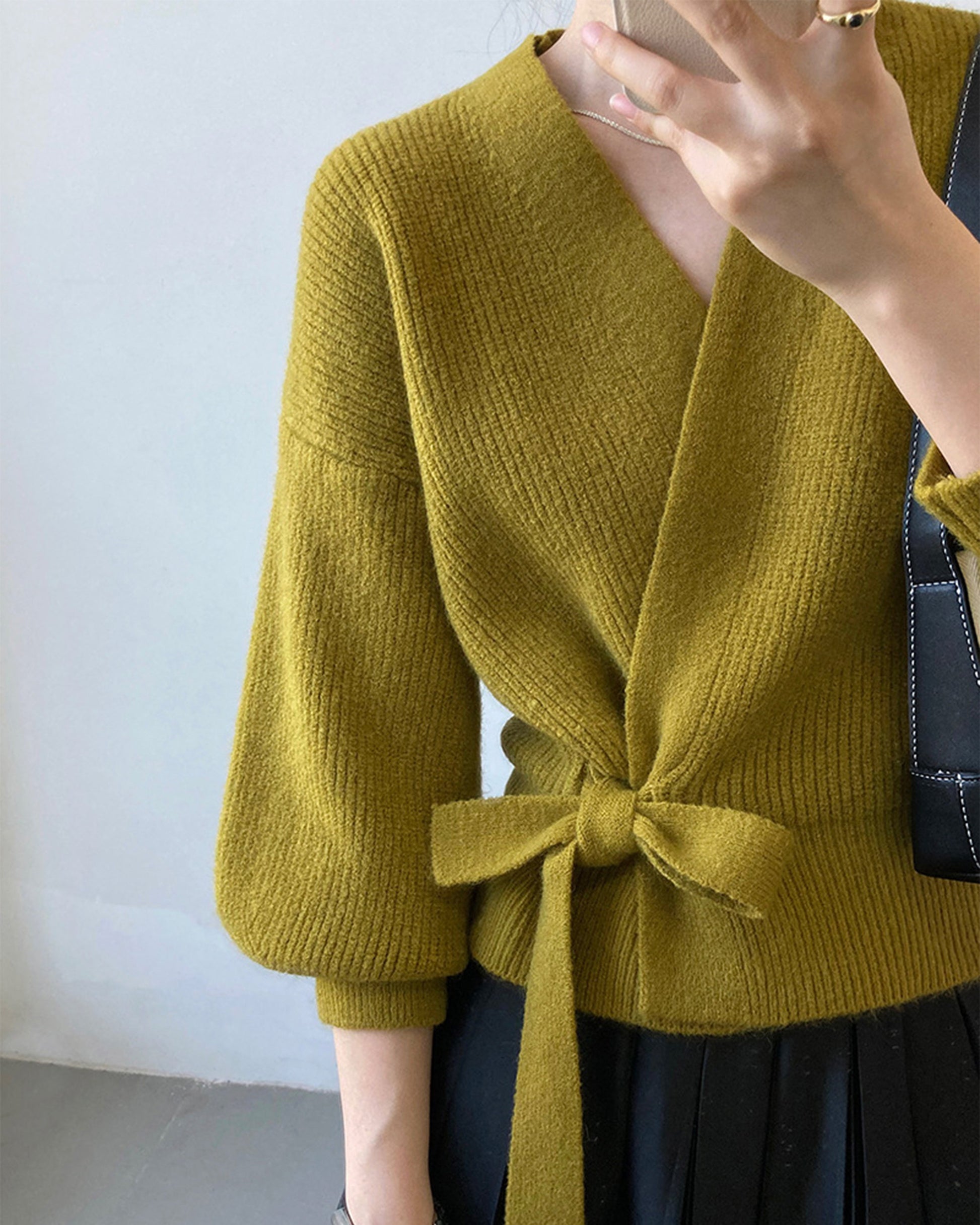 Knitted Cardigan V-neck