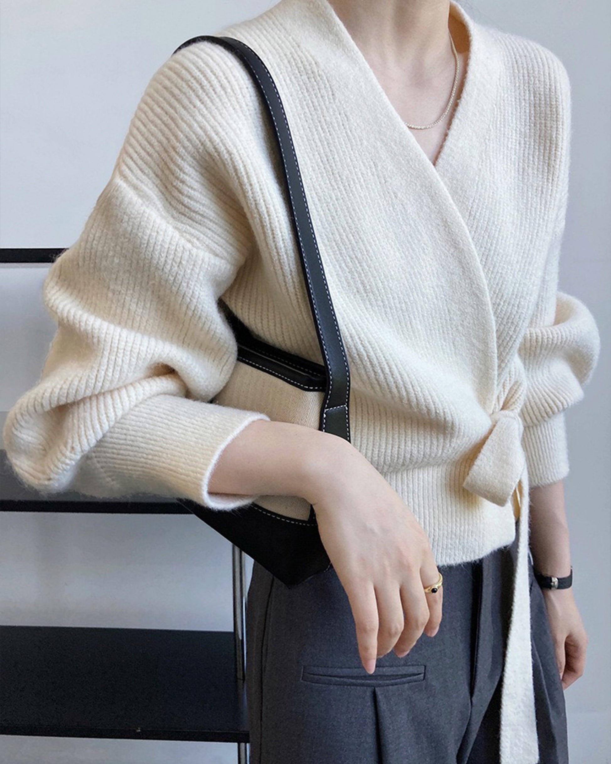 Knitted Cardigan V-neck